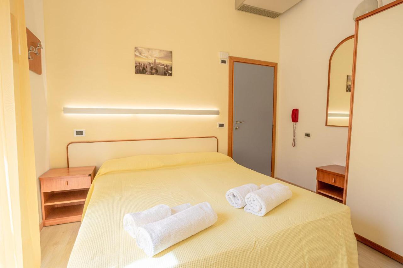 Hotel Paola Garden - Nuova Gestione Bellariva Di Rimini Dış mekan fotoğraf