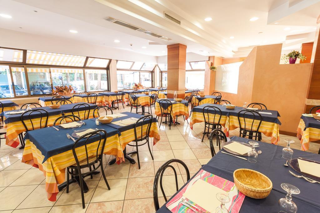 Hotel Paola Garden - Nuova Gestione Bellariva Di Rimini Dış mekan fotoğraf